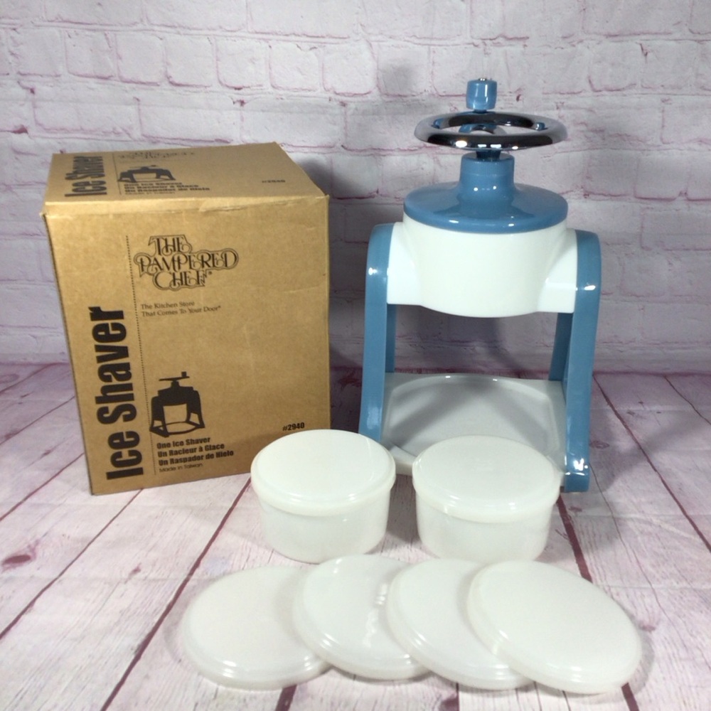 The Pampered Chef Blue and White Ice Shaver Set #2940